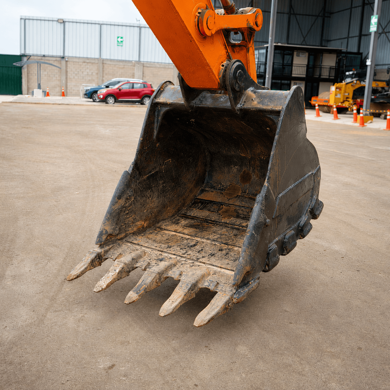 EXCAVADORA HIDRAÚLICA ZX210 — foto 3