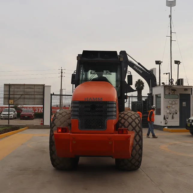 RODILLO COMPACTADOR 3520 HT — foto 2